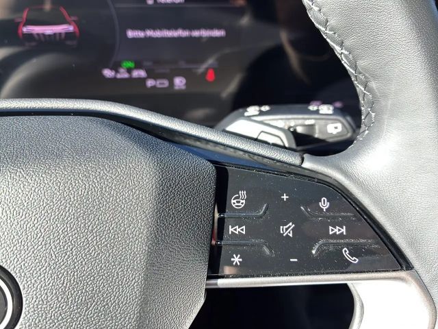 Audi Q6 e-tron Quattro