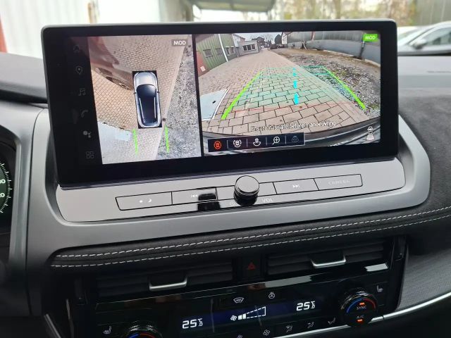 Nissan Qashqai DIG-T Tekna