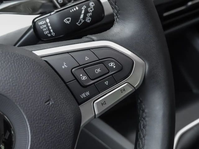 Volkswagen Golf 1.0 TSI IQ.Drive Life Variant