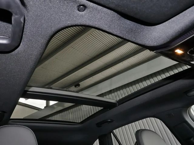 Mercedes-Benz GLC 300 4MATIC AMG Line