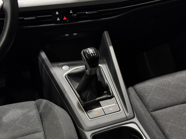 Volkswagen Golf 1.0 TSI Life Variant