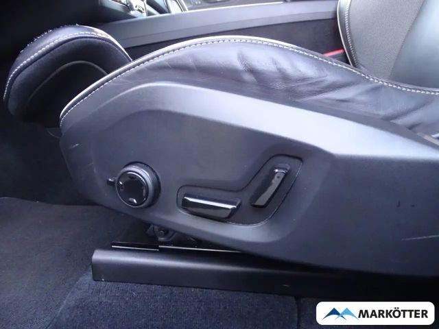 Volvo XC60 AWD R-Design