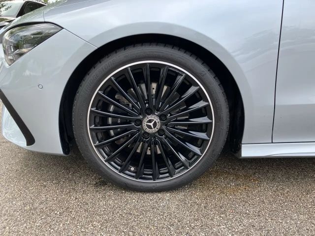 Mercedes-Benz CLA 200 AMG Line Shooting Brake