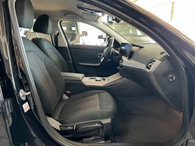 BMW 320 320d Touring xDrive