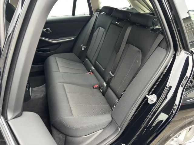 BMW 318 318i Touring