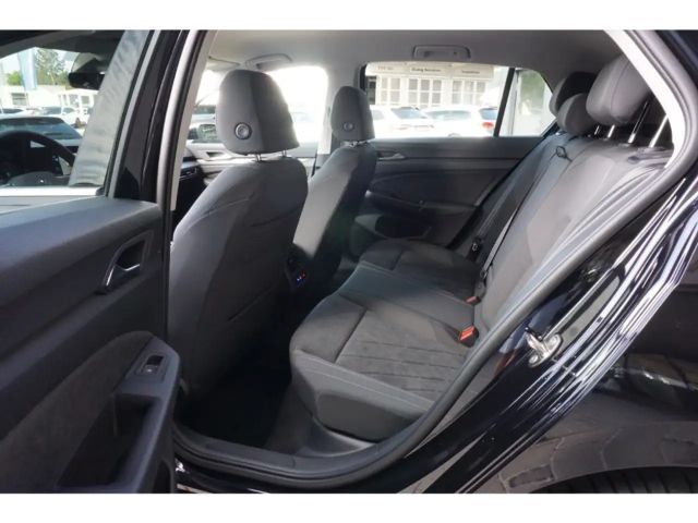 Volkswagen Golf 1.5 eTSI DSG Golf VIII Style