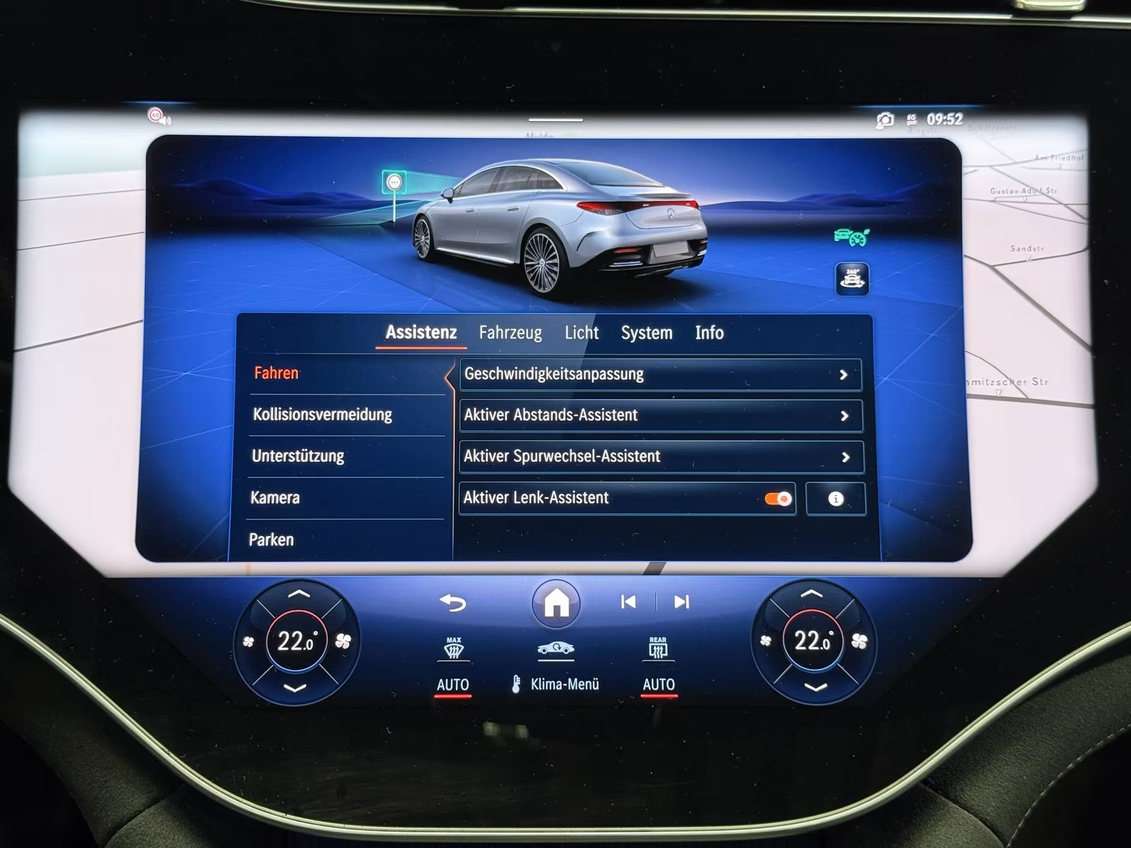 Mercedes-Benz EQE 300 AMG Line Premium Sedan