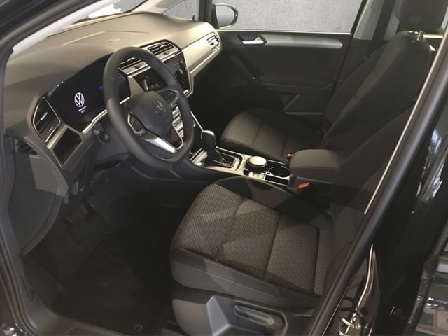 Volkswagen Touran 1.5 TSI DSG R-Line Sport