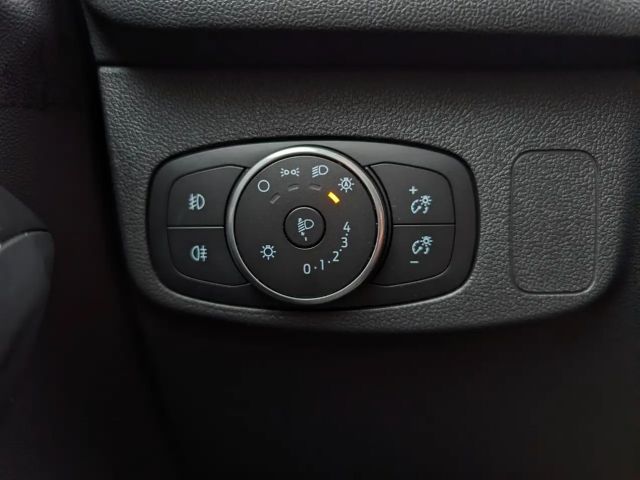 Ford Focus Cool & Connect Wagon