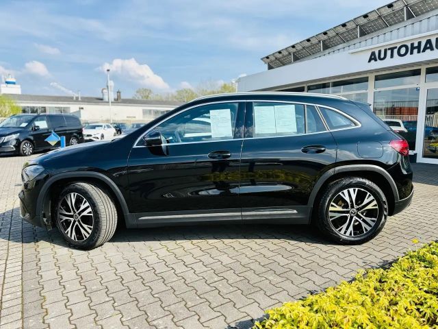 Mercedes-Benz GLA 200 GLA 200 d Progressive