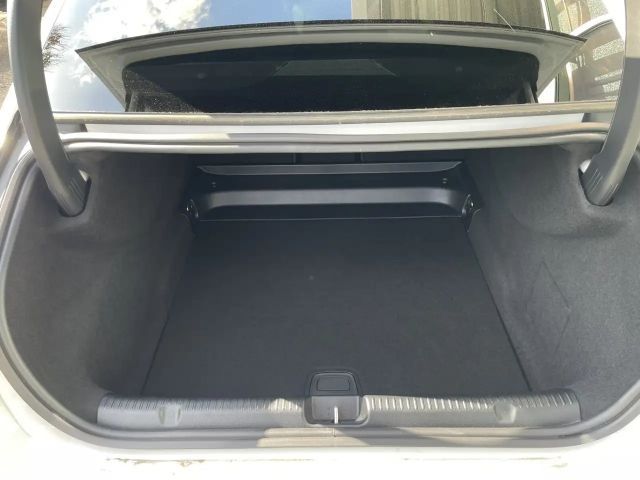 Mercedes-Benz EQE 350 AMG Line Sedan