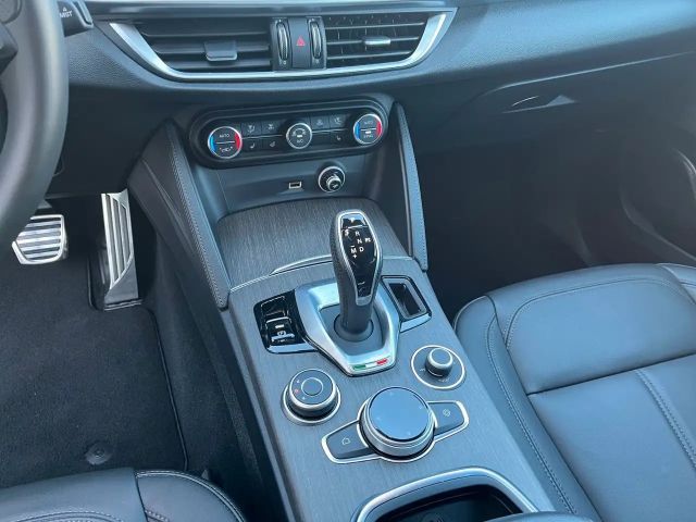 Alfa Romeo Stelvio AT8 Q4 TI