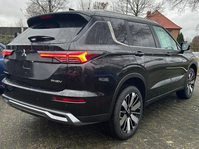 Mitsubishi Outlander 4WD PHEV