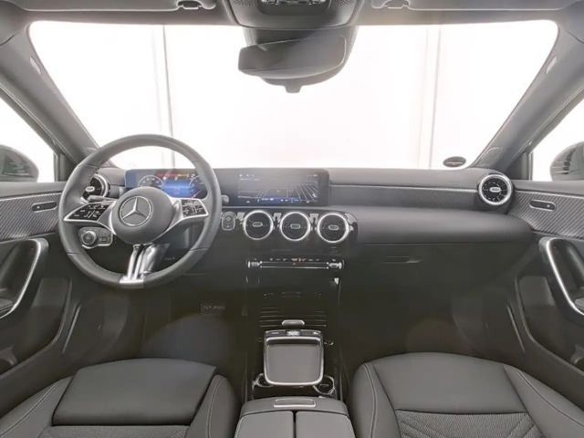 Mercedes-Benz A 180 Progressive