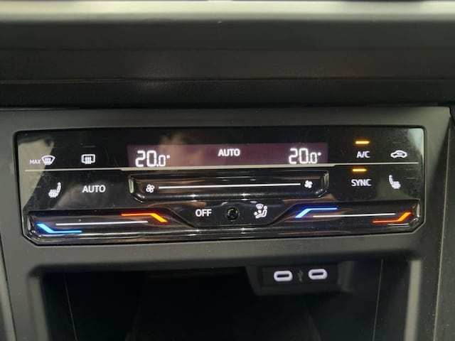 Volkswagen Taigo 1.5 TSI DSG R-Line