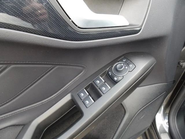 Ford Focus ST Line Wagon