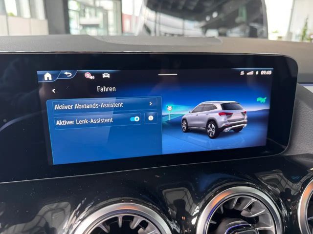 Mercedes-Benz GLA 200 AMG Line