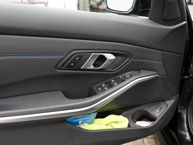 BMW 320 320d M-Sport Touring