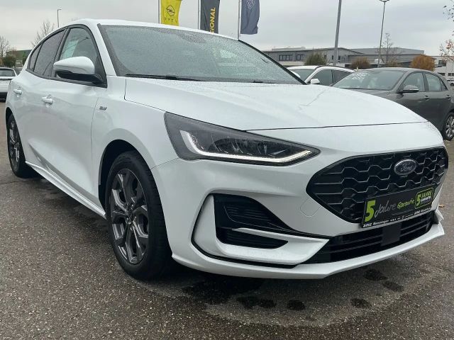 Ford Focus EcoBoost ST Line