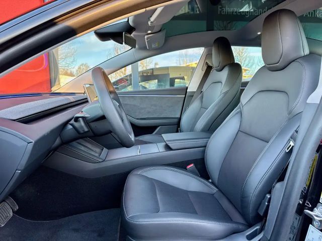 Tesla Model 3 AWD Long Range