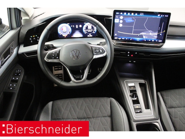 Volkswagen Golf 1.5 eTSI DSG IQ.Drive