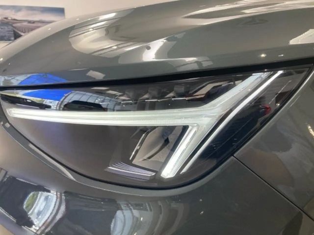 Volvo XC40 Dark Plus