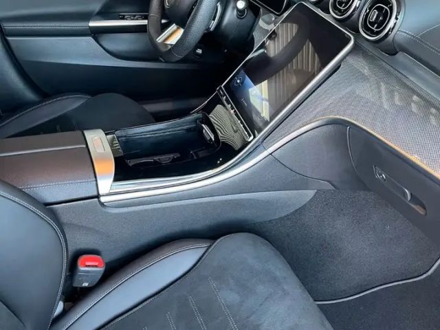 Mercedes-Benz C 300 AMG Line