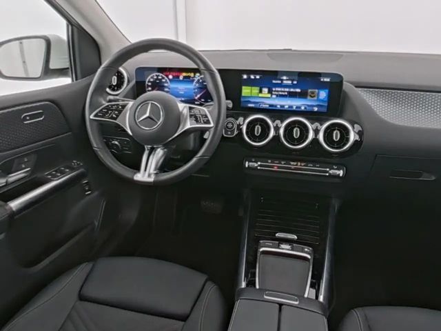 Mercedes-Benz B 200 Progressive