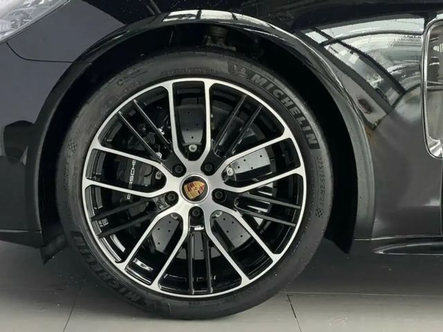 Porsche Panamera 4S