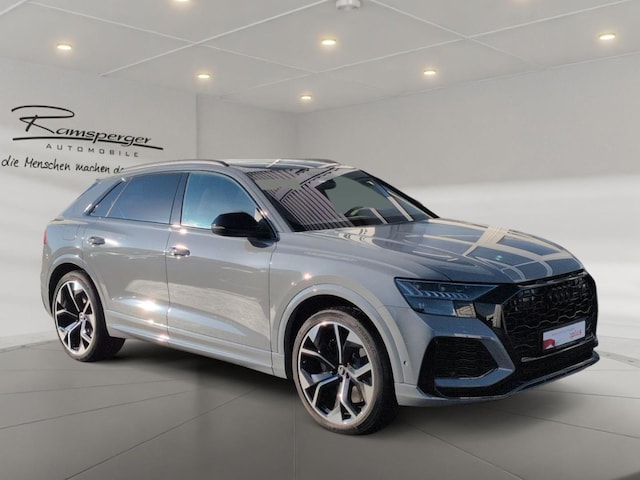 Audi RS Q8 Quattro