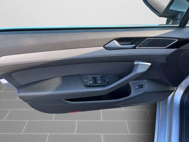 Volkswagen Passat 1.5 TSI Business DSG Variant