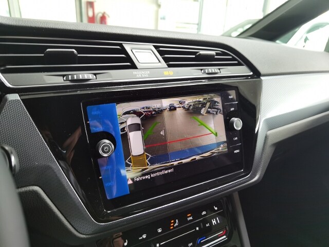 Volkswagen Touran 1.5 TSI DSG