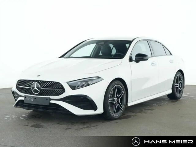 Mercedes-Benz A 220 4MATIC AMG Line