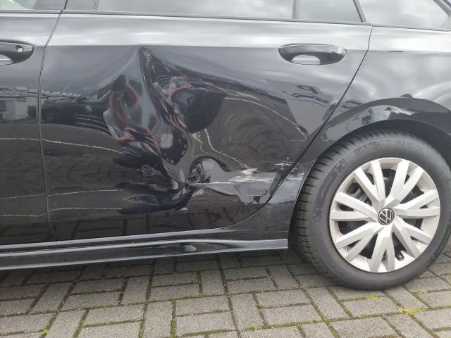 Volkswagen Golf DSG R-Line Variant