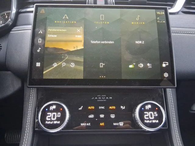 Jaguar F-Pace AWD P250 R-Dynamic