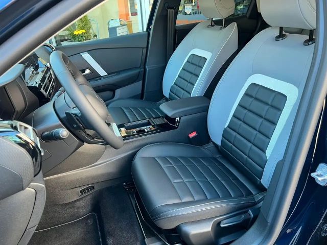 Citroën C4 Hybrid Max