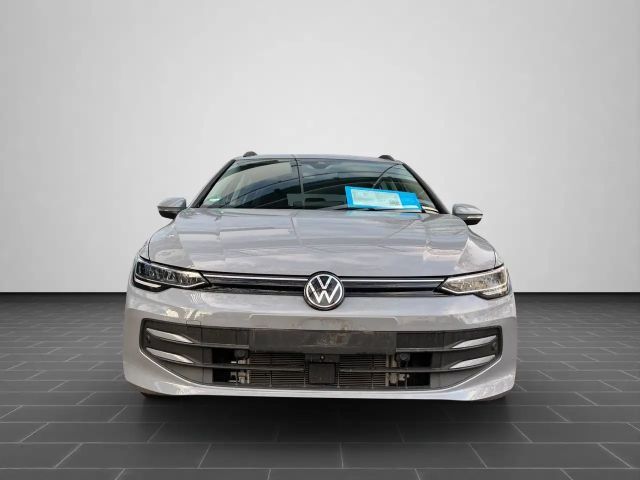 Volkswagen Golf 1.5 TSI Life Variant