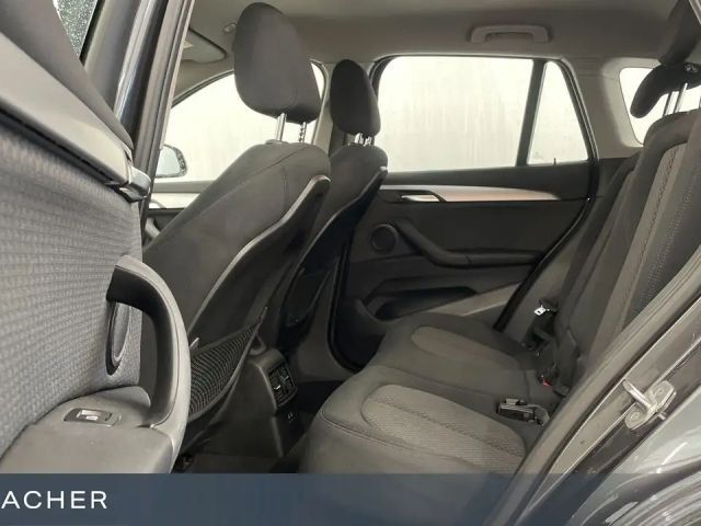 BMW X1 Advantage pakket sDrive18i