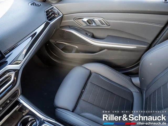 BMW 330 330e Touring