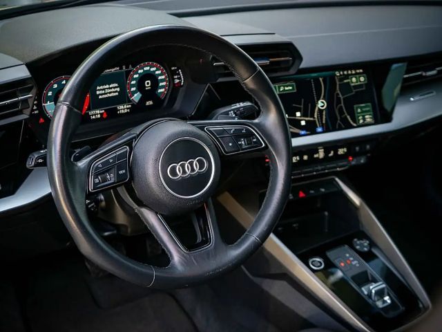 Audi A3 30 TFSI S-Tronic Sedan