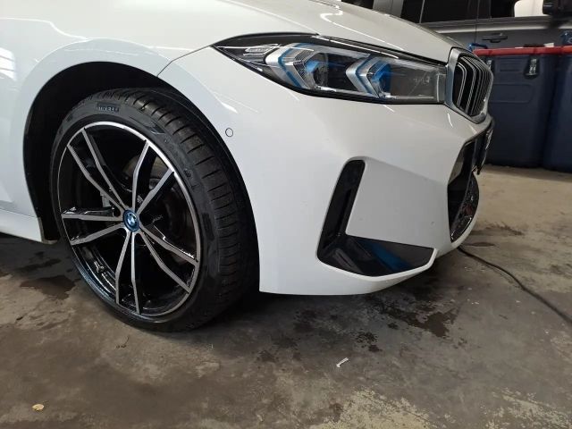 BMW 330 330e M-Sport Touring