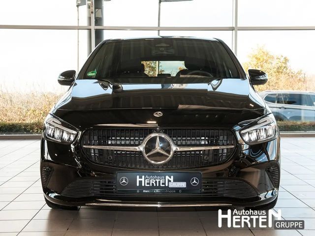 Mercedes-Benz B 200 Progressive Sedan