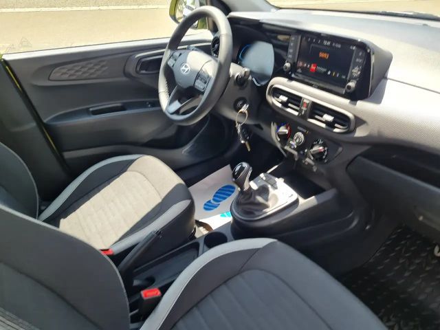 Hyundai i10 Wave, AT, Navigation*Rückfahrkamera*