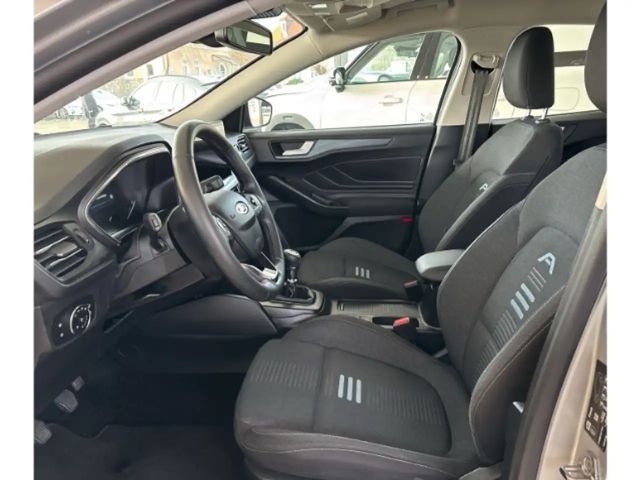 Ford Focus Active EcoBoost Wagon