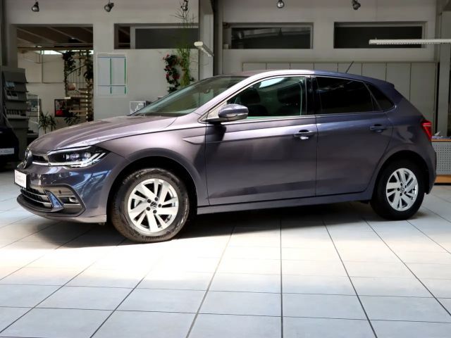 Volkswagen Polo 1.0 TSI DSG Style