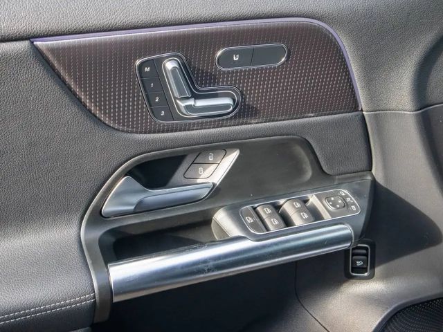 Mercedes-Benz EQA 250 AMG Line