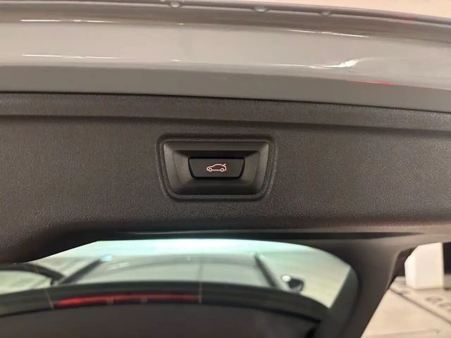 BMW 330 330i Touring xDrive