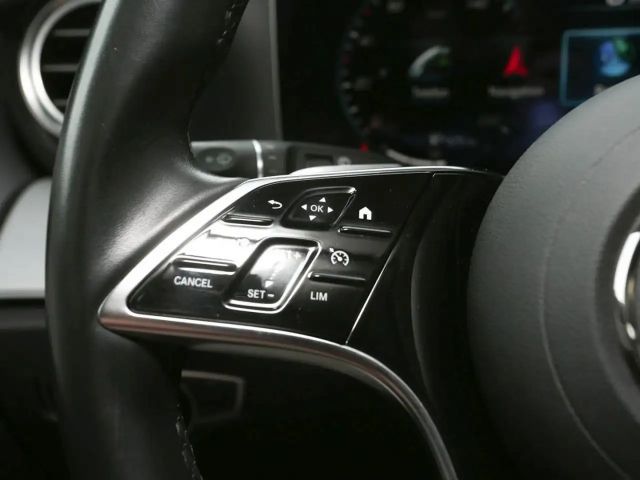 Mercedes-Benz E 200 AVANTGARDE E 200 d Estate