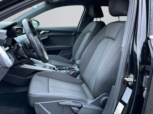 Audi A3 30 TFSI Sedan