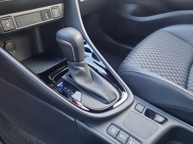 Toyota Yaris Hatchback Hybride Style